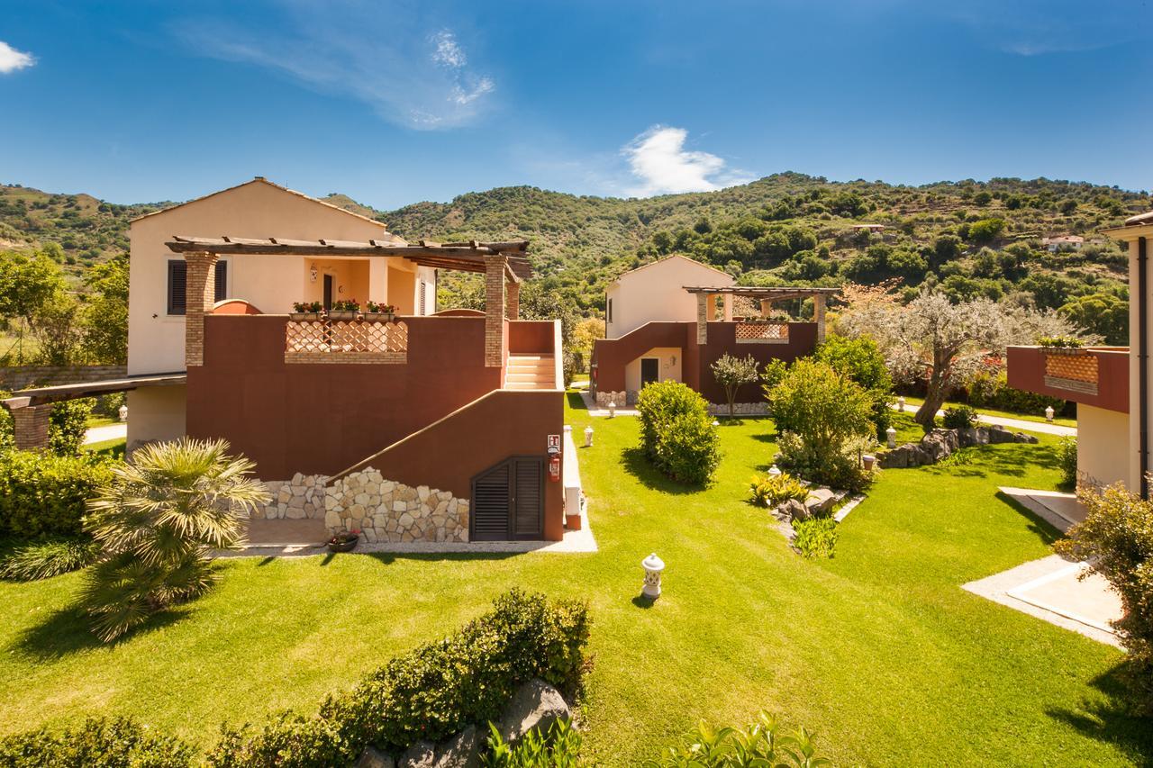 Alcantara Resort Di Charme Adults Only Gaggi Exterior foto